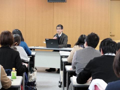 国立病院機構　茨城東病院　小児科医長　竹谷　俊樹　先生